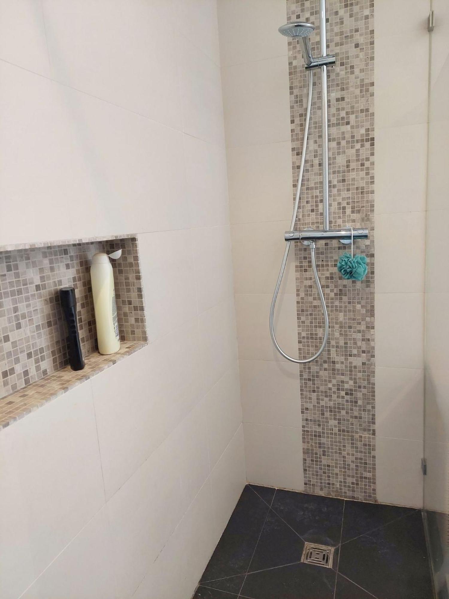 Quartos Com Casa De Banho Privada Perto Da Malveira Asseiceira Grande 外观 照片